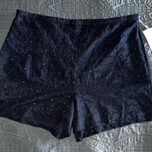 A New Day sz 16 Navy Blue Eyelet Shorts